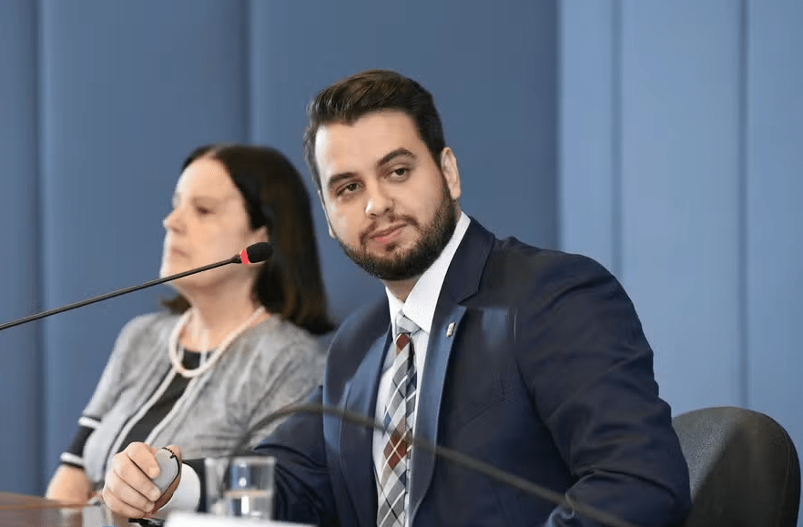 Filipe Martins, ex-assessor do ex-presidente Jair Bolsonaro (PL)  • Arthur Max/ MRE