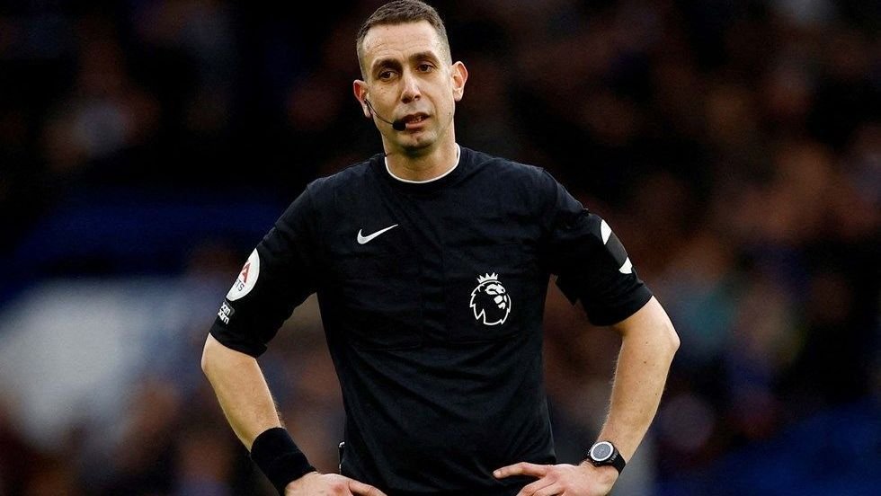 David Coote é demitido da Premier League  • Reuters/Andrew Boyers