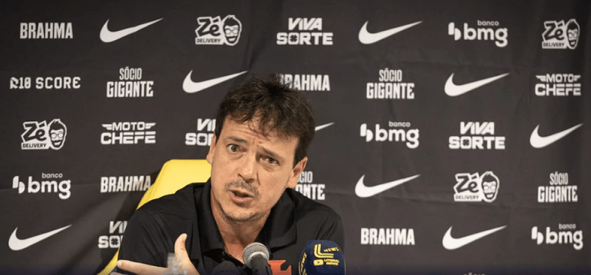 Fernando Diniz pediu reforços para o Vasco  • Matheus Lima / Vasco