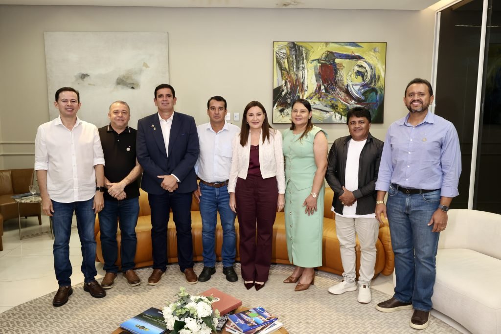 Assessoria de Comunicação – Prefeitura Municipal de Jacareacanga (PA): Amanda Lago– Jornali...