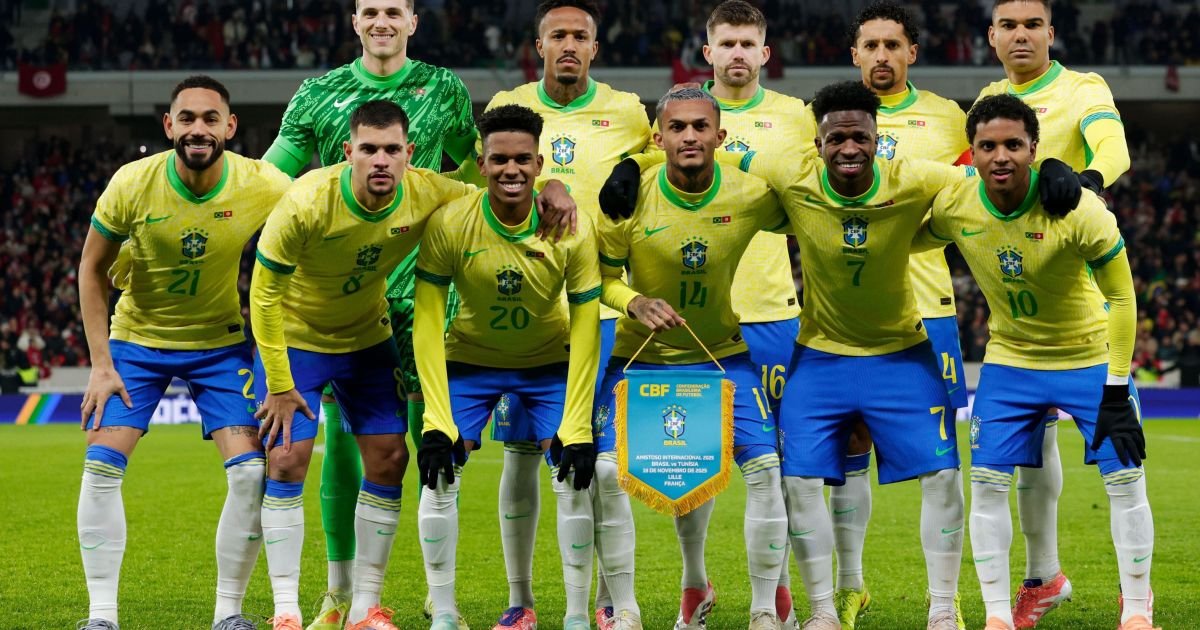 Seleção Brasileira posa para a foto oficial antes de amistoso contra a Tunísia  • Rico Brou...